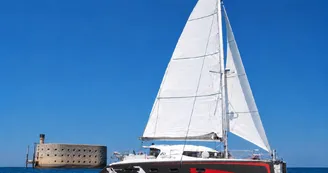 Sortie demi-journée Fort Boyard  en catamaran - ​Catamaran La Rochelle