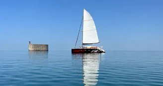 Sortie demi-journée Fort Boyard  en catamaran - ​Catamaran La Rochelle